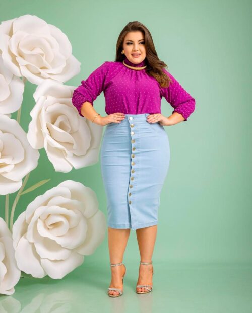 Saia Toda de Botão Cristal